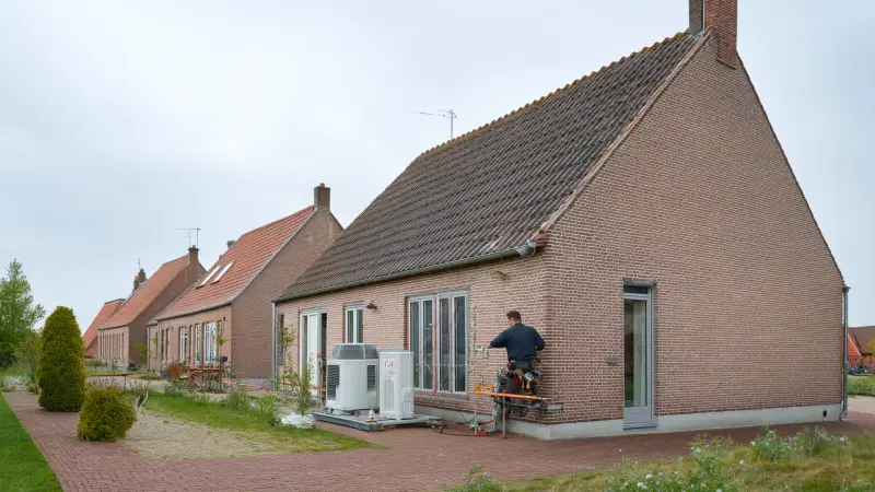 Warmtepomp jaren 30 woning: kosten & valkuilen 2026
